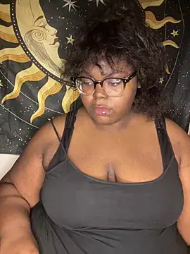 Snapshot of TheChubbySiren chatting on 01-14-26, 03:01 TheChubbySiren online show from 01-14-26, 03:01