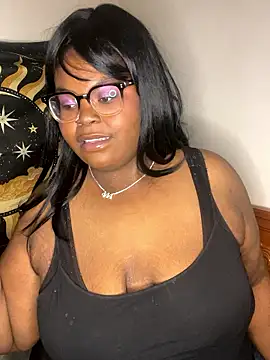 Snapshot of TheChubbySiren chatting on 01-14-26, 03:06 TheChubbySiren online show from 01-14-26, 03:06