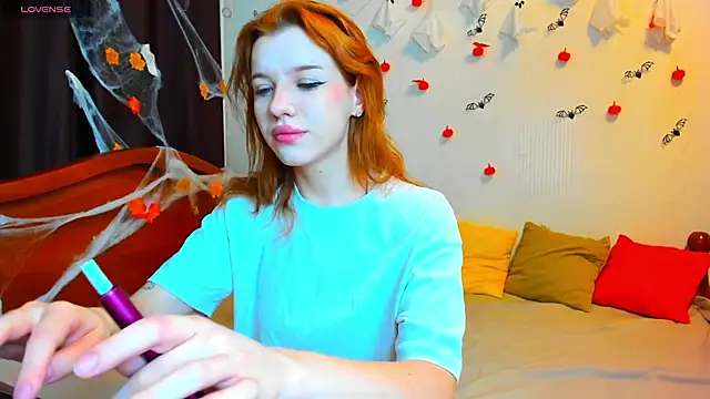 MeganNewCat online show from 11-14-25, 09:19