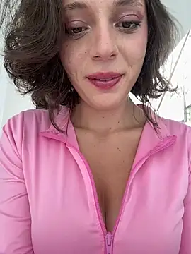 Snapshot of Ryan_ruru chatting on 02-11-26, 02:22 Ryan ruru online show from 02-11-26, 02:22