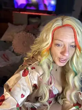 Snapshot of queenkelly1234 chatting on 01-06-26, 06:50 queenkelly1234 online show from 01-06-26, 06:50