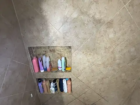 Snapshot of queenkelly1234 chatting on 01-15-26, 05:38 queenkelly1234 online show from 01-15-26, 05:38