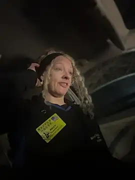 Snapshot of queenkelly1234 chatting on 02-15-26, 03:25 queenkelly1234 online show from 02-15-26, 03:25