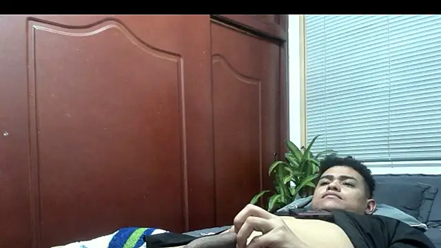 rexforctz online show from 12-01-25, 08:08