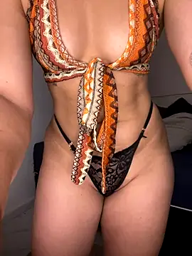 Bellafit02 online show from 10-20-25, 04:07