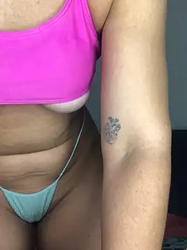 Bellafit02 online show from 11-07-25, 08:25