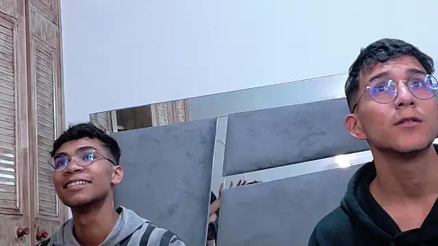 Desire4Duo online show from 12-02-25, 01:50