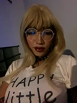 Snapshot of Cute_Aleja chatting on 11-02-25, 05:10 Cute Aleja online show from 11-02-25, 05:10