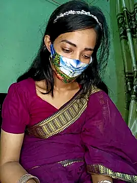 Snapshot of Night_Queen3 chatting on 11-06-25, 08:10 Night Queen3 online show from 11-06-25, 08:10