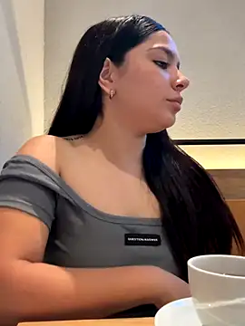 GODDESS zyrene online show from 11-17-25, 10:26