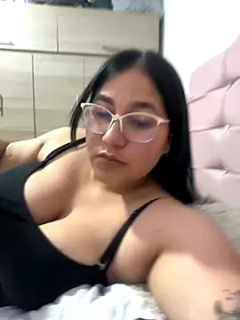 kassandra luxury online show from 11-04-25, 09:36