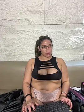 Yvonny27 online show from 11-02-25, 01:02