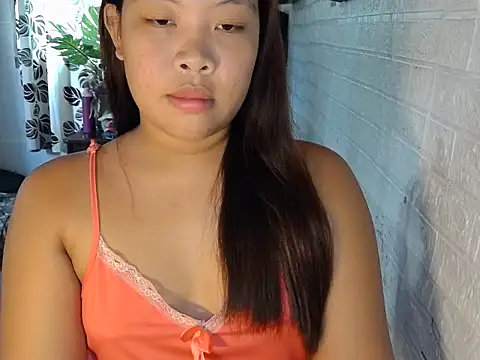 Snapshot of prettyoliviax chatting on 10-17-25, 01:09 prettyoliviax online show from 10-17-25, 01:09