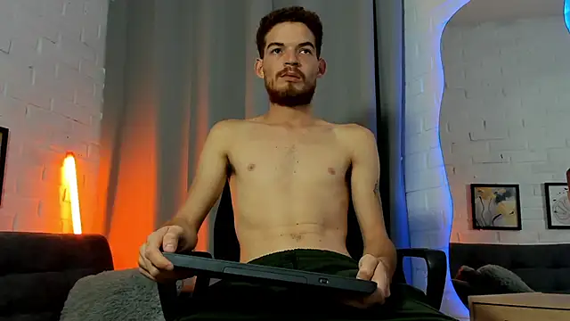 MATEO HUNTER online show from 10-20-25, 01:33