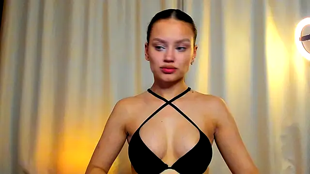 -CamillaStar- online show from 10-25-25, 09:20