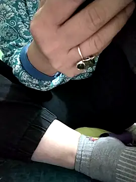 Amanda- ena- online show from 11-04-25, 04:44