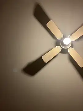 CarmeloA online show from 11-19-25, 05:02