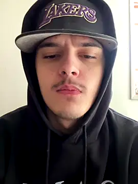 Snapshot of CarmeloA chatting on 01-06-26, 05:49 CarmeloA online show from 01-06-26, 05:49