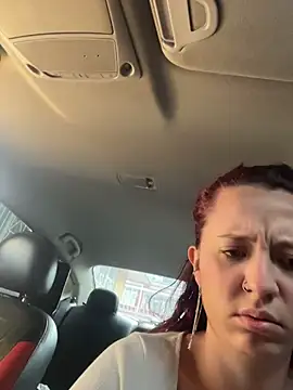 Zoe fire online show from 11-17-25, 01:17