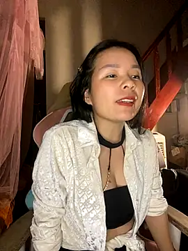 Listen-ly online show from 11-26-25, 03:57