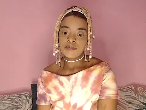 fifiqueen25 online show from 10-19-25, 09:10