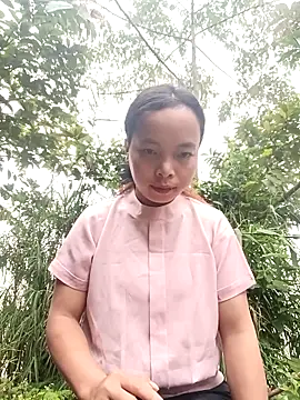 Snapshot of Nguyet2k4 chatting on 11-05-25, 11:49 Nguyet2k4 online show from 11-05-25, 11:49