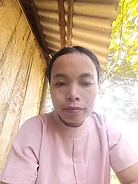 Snapshot of Nguyet2k4 chatting on 11-30-25, 06:39 Nguyet2k4 online show from 11-30-25, 06:39