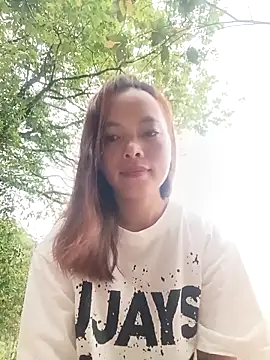 Nguyet2k4 online show from 04-20-26, 10:55