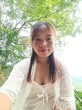Nguyet2k4 online show from 06-08-26, 01:50