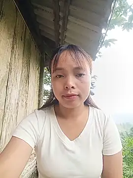 Nguyet2k4 online show from 06-19-26, 12:37