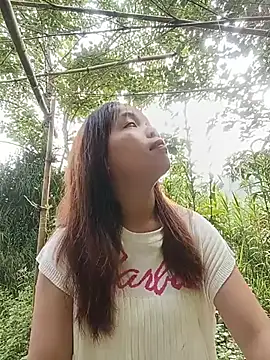 Nguyet2k4 online show from 07-18-26, 12:37