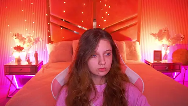 CuteeFoxy online show from 04-10-26, 01:27