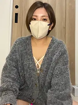 Snapshot of Io_chaaan_xxx chatting on 11-28-25, 02:53 Io chaaan xxx online show from 11-28-25, 02:53