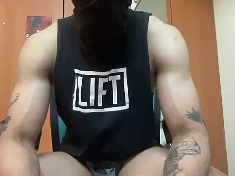 Snapshot of Thenattyguy chatting on 10-21-25, 06:52 Thenattyguy online show from 10-21-25, 06:52