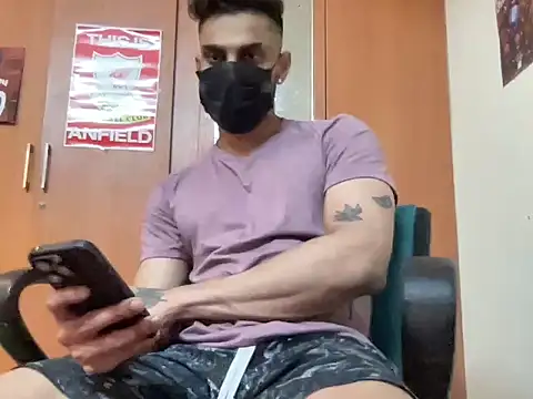 Snapshot of Thenattyguy chatting on 11-06-25, 07:15 Thenattyguy online show from 11-06-25, 07:15