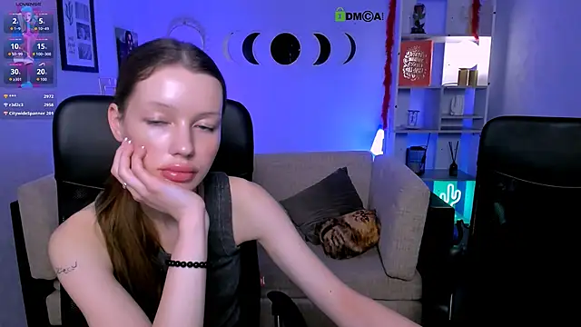 evalora vei online show from 03-08-26, 02:04