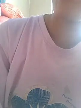 Snapshot of chipuca chatting on 10-18-25, 01:52 chipuca online show from 10-18-25, 01:52