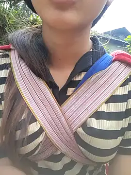 Snapshot of chipuca chatting on 10-30-25, 01:40 chipuca online show from 10-30-25, 01:40