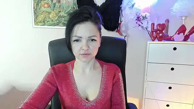 Snapshot of Mollybloom40 chatting on 02-17-26, 02:57 Mollybloom40 online show from 02-17-26, 02:57