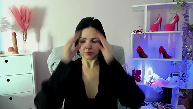 Mollybloom40 online show from 04-10-26, 07:57