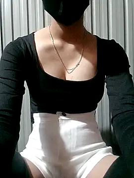 Katy68 online show from 11-28-25, 03:04