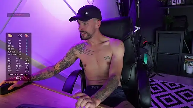 monsieurguitsxxx online show from 07-07-26, 12:42