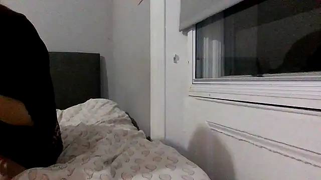 Scouse Lexi online show from 12-22-25, 09:01