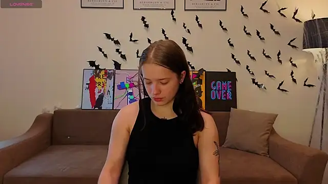 Snapshot of JonDatko chatting on 11-13-25, 04:22 JonDatko online show from 11-13-25, 04:22