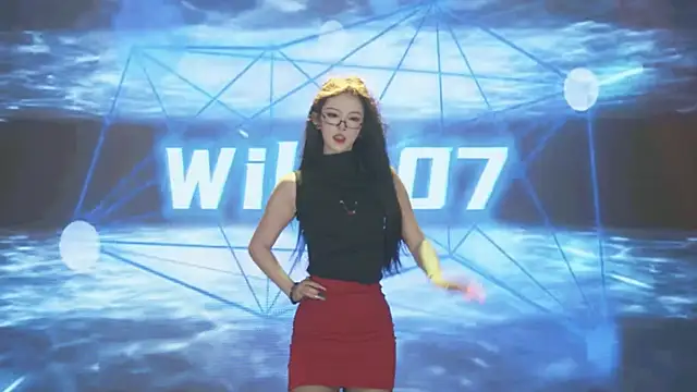 Snapshot of Wily-07 chatting on 11-05-25, 11:27 Wily-07 online show from 11-05-25, 11:27