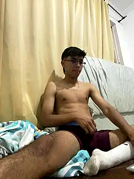 Muchachito18 online show from 12-03-25, 04:53