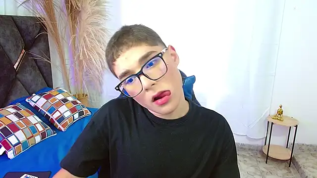 Mattass18 online show from 11-15-25, 02:02