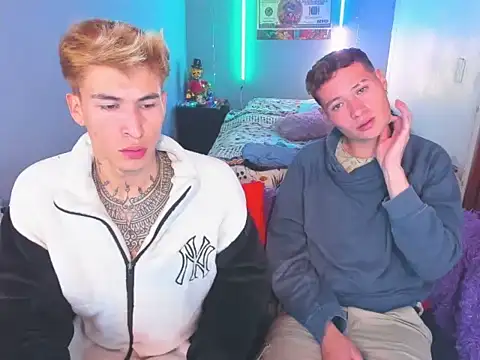 Snapshot of Latin_boysxxxx chatting on 02-02-26, 03:27 Latin boysxxxx online show from 02-02-26, 03:27