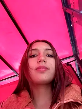 Arianaa Toro online show from 10-30-25, 02:18