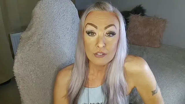 TheOGMiaMystique online show from 04-15-26, 05:09